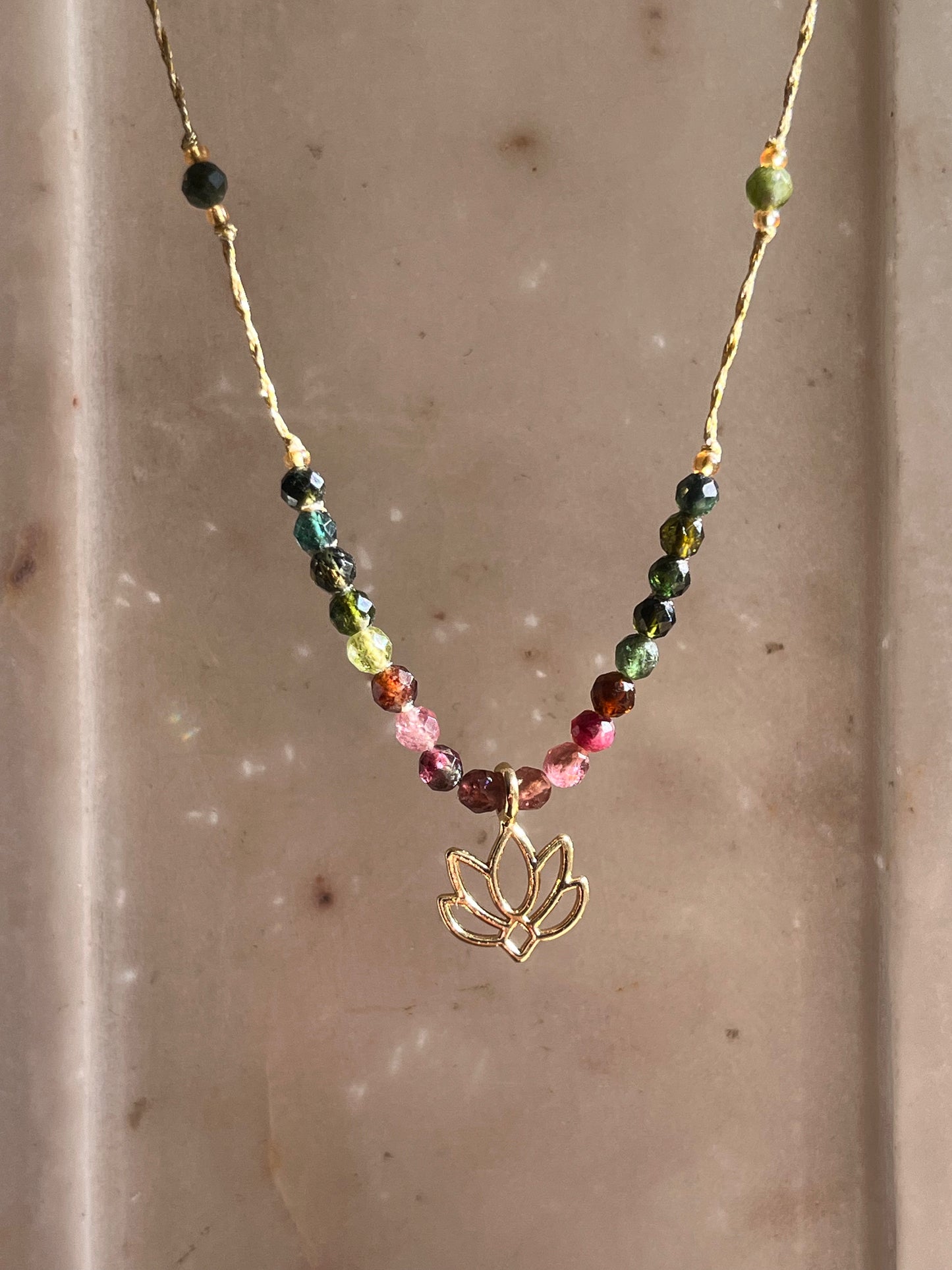 Kakadu Lotus Necklace