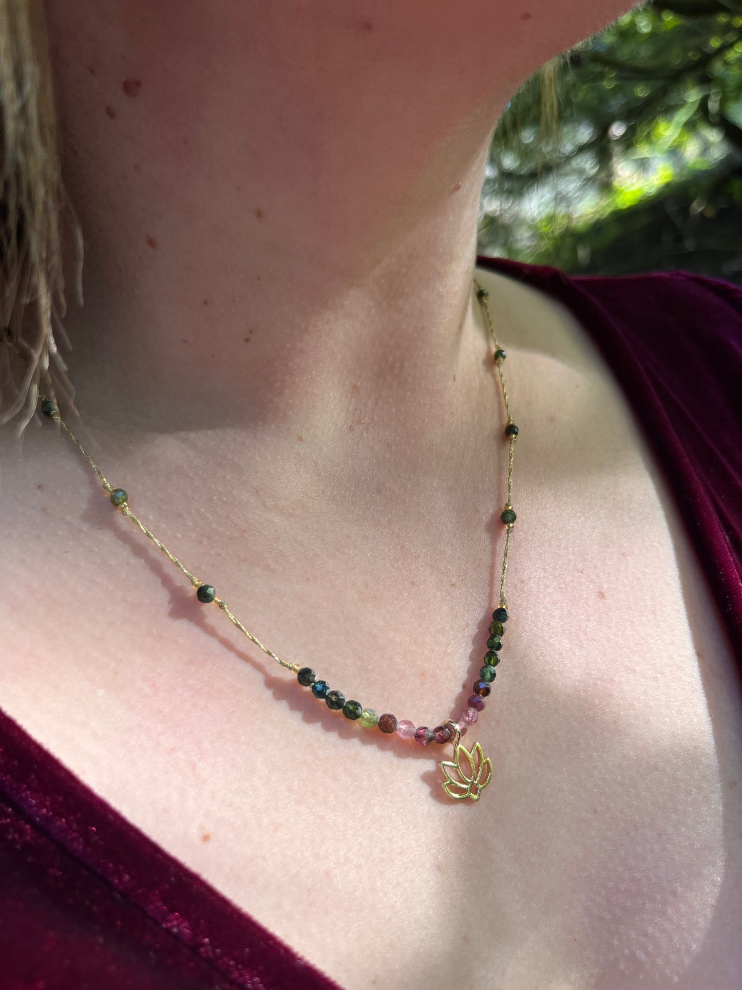 Kakadu Lotus Necklace