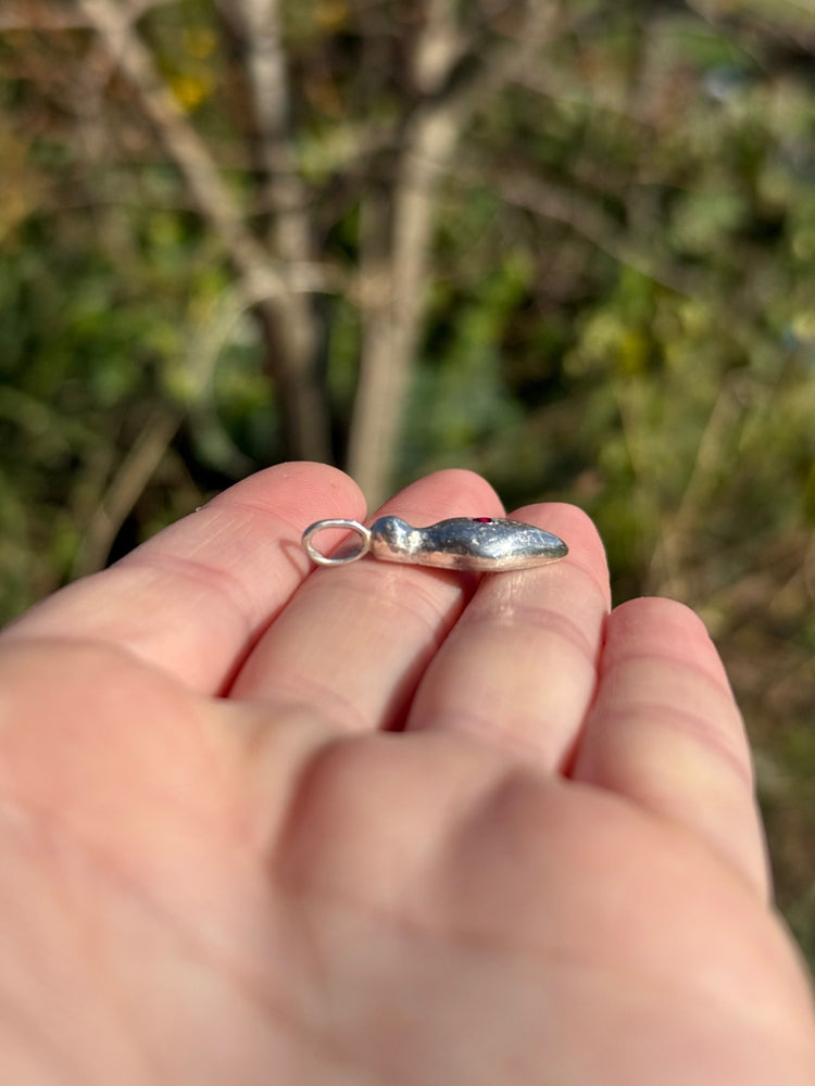 Yoni Pendant