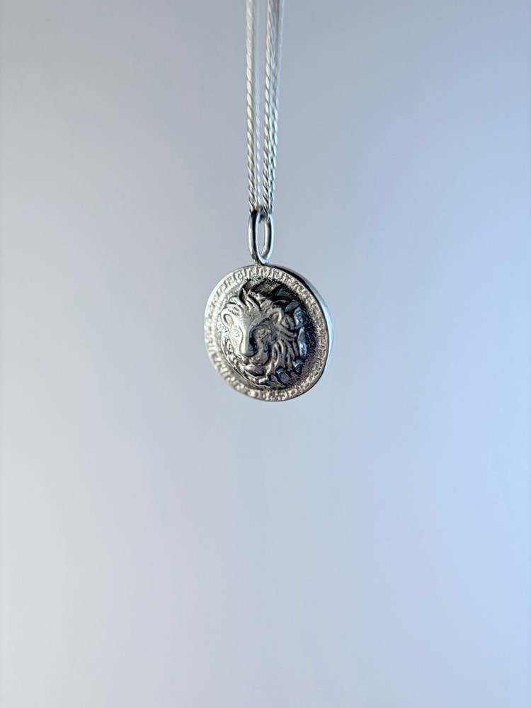 Leo Pendant