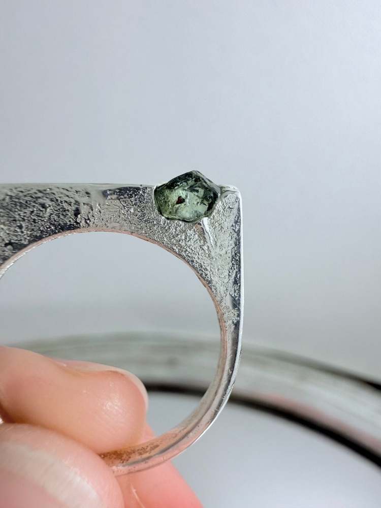 Rough Qld Sapphire Ring
