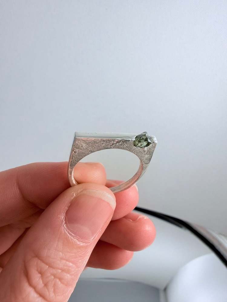 Rough Qld Sapphire Ring