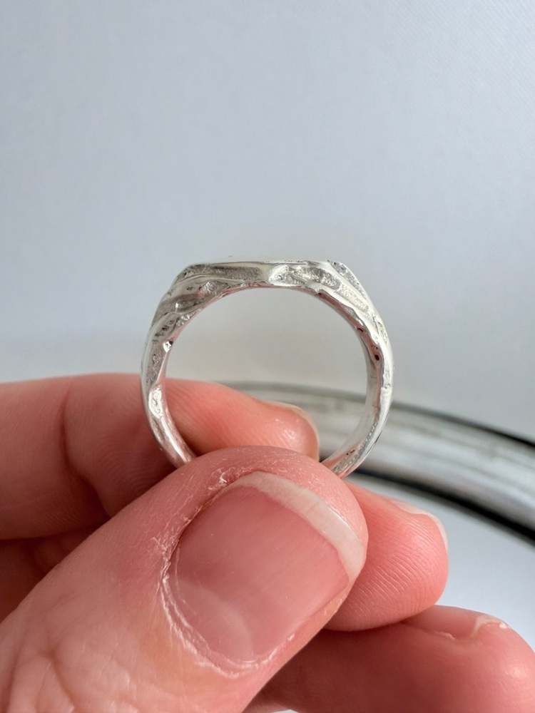 Sapphire Signet